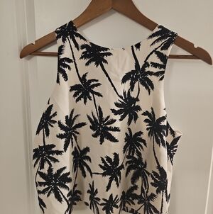 Sleeveless Black Palm Print Crop Top - Brand Unknown
